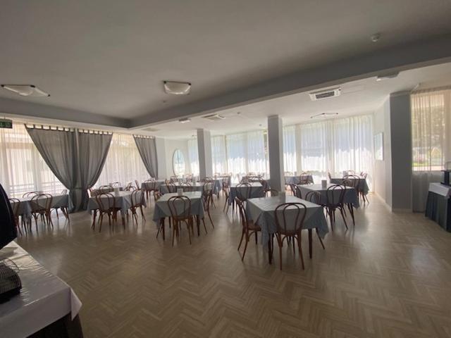 Hotel Monaco - Parcheggio Incluso Min 2 Gg Milano Marittima Ngoại thất bức ảnh