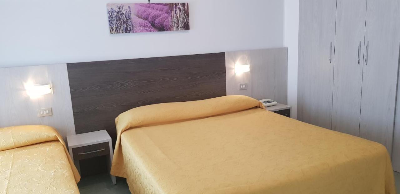 Hotel Monaco - Parcheggio Incluso Min 2 Gg Milano Marittima Ngoại thất bức ảnh