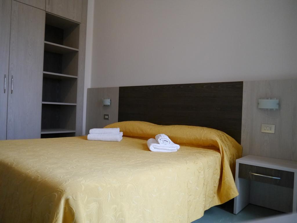 Hotel Monaco - Parcheggio Incluso Min 2 Gg Milano Marittima Ngoại thất bức ảnh