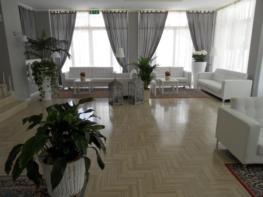 Hotel Monaco - Parcheggio Incluso Min 2 Gg Milano Marittima Ngoại thất bức ảnh